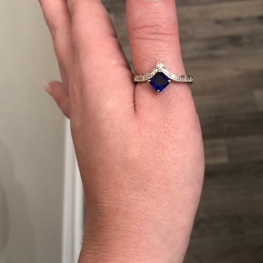 Ring Bomb Party Ring / Size 8